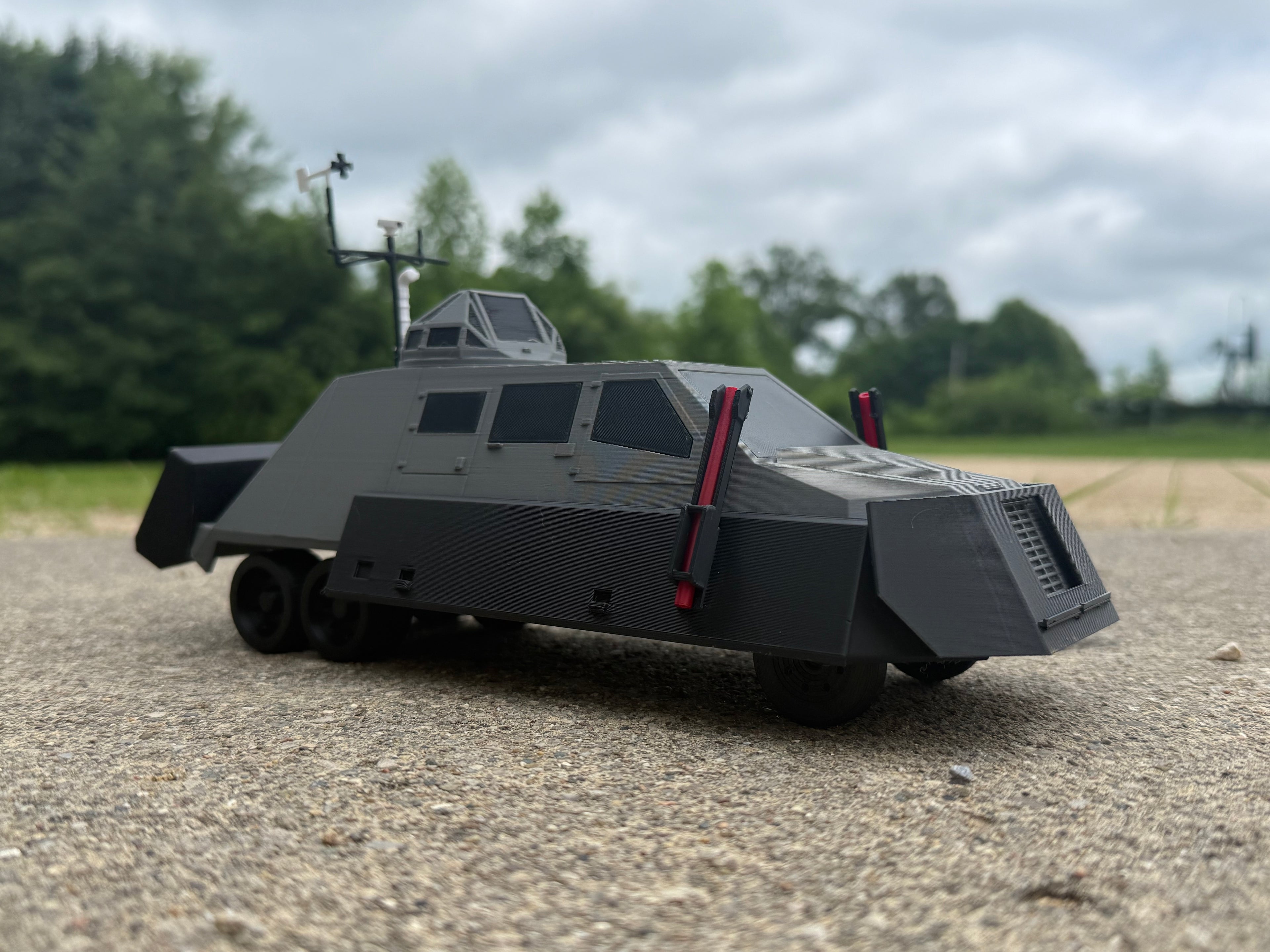 TIV 2 (2009-2011) 1:24 Scale Model